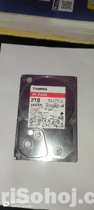 2 tb HARD DRIVE TOSHIBA P300